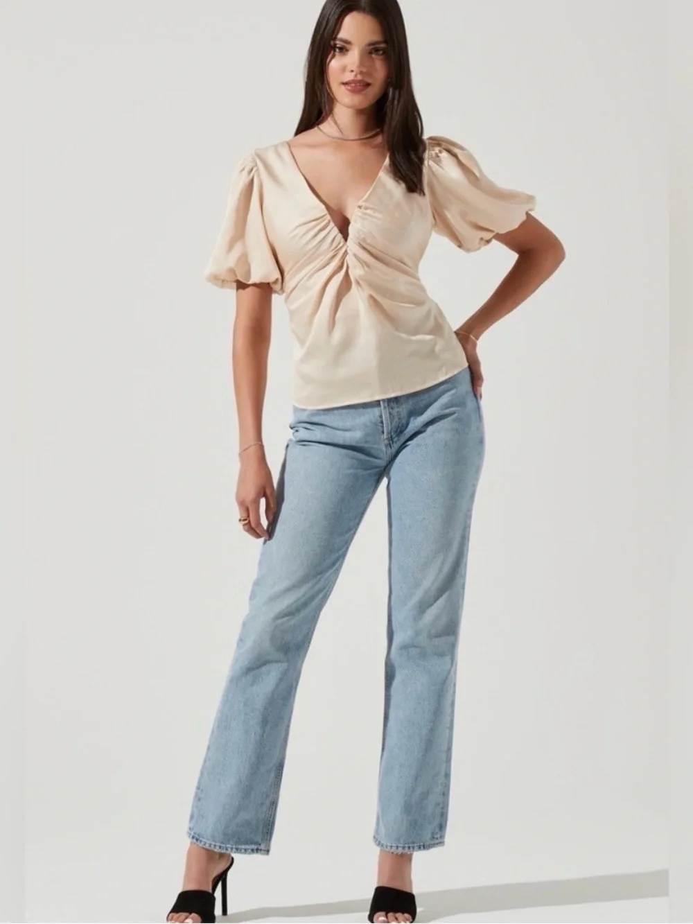 AS­TR the La­bel Deep-V Bal­loon Sleeve Top, Size , NWT Sz Small